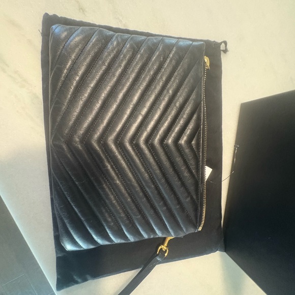YSL clutch - Picture 7 of 10